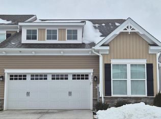 2833 Town View Cir, New Windsor, MD 21776