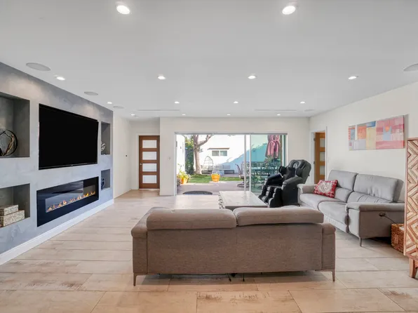 (undisclosed Address), Los Angeles, CA 90034