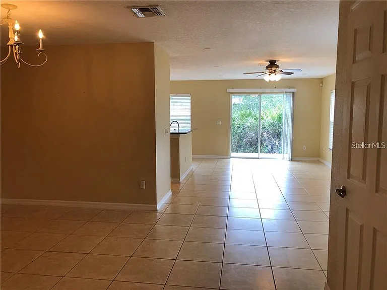 4330 Aristocrat Point — Photo 4
