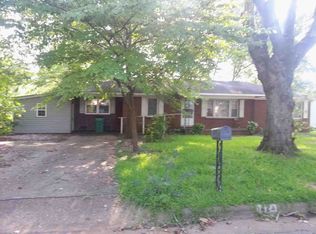 1424 Circle Dr, Tuscumbia, AL 35674