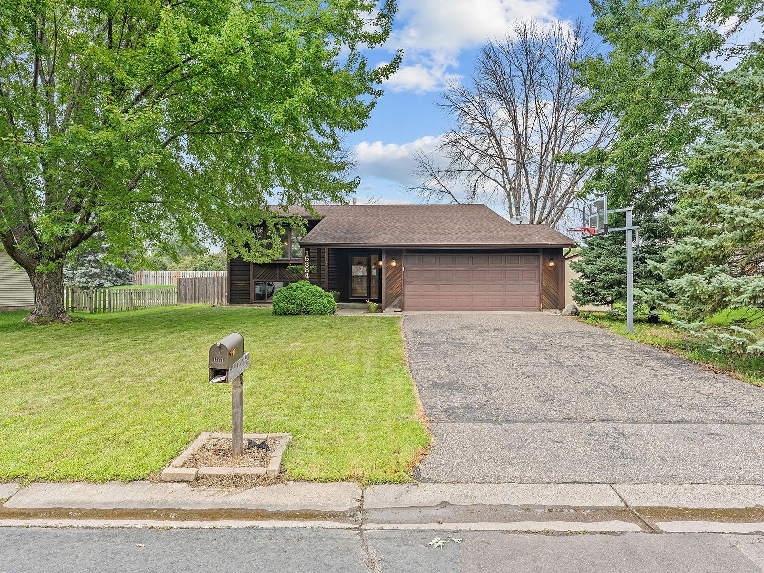 15384 92nd Pl N, Maple Grove, MN 55369 | Zillow