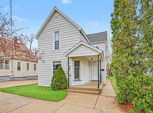 1212 Garfield Ave NW, Grand Rapids, MI 49504