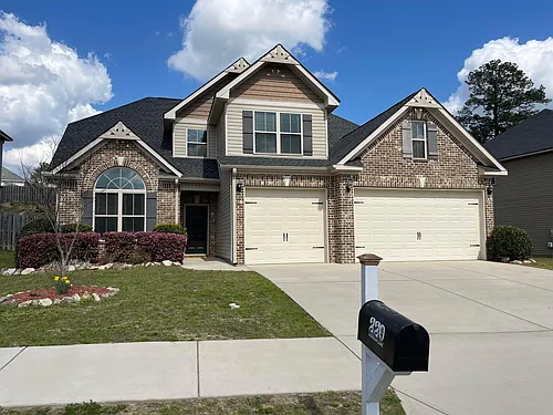 220 Kickham Ln Photo 1