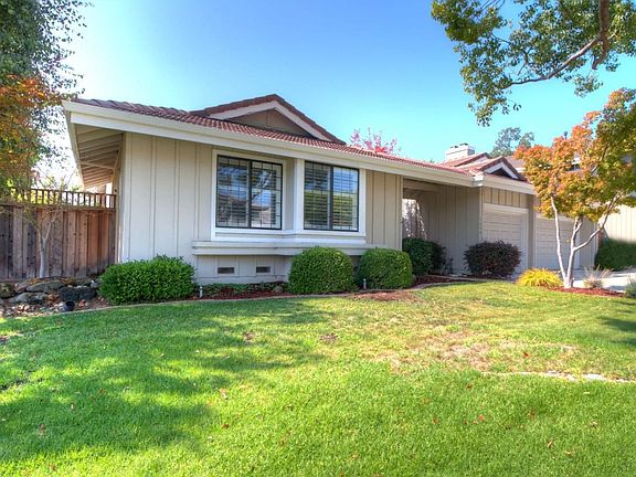 2nd image of 6028 Starwood Dr