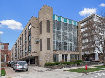 938 North Blvd APT 201, Oak Park, IL, 60301