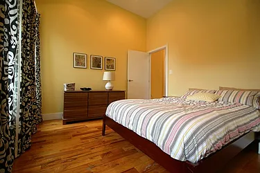 Rented by Next Door Realty NYC