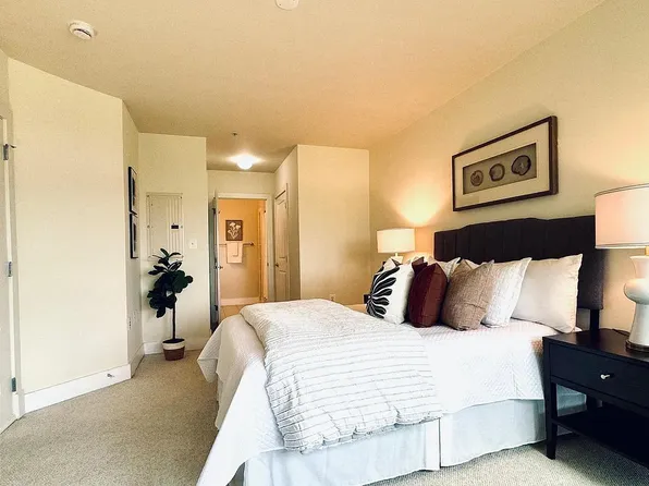 (undisclosed Address), Arlington, VA 22201