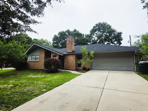 5315 Briarbend Dr, Houston, TX 77096