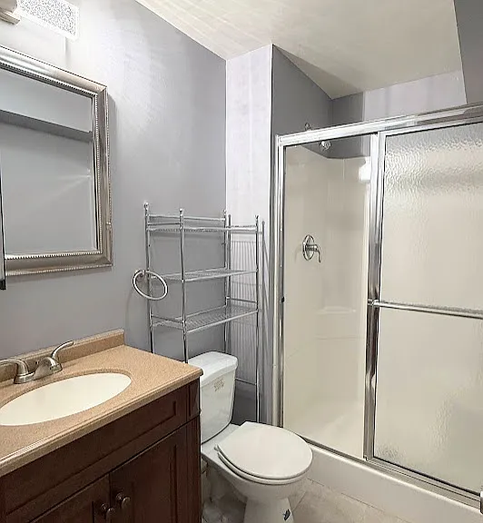 lower level bath