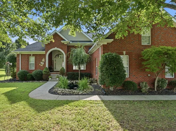 421 Karlee Ct, Lebanon, TN 37087
