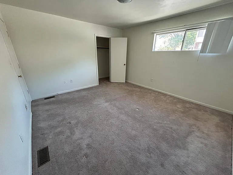 5149 Overland Dr #E — Photo 6