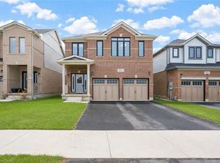 126 Tartan Ave, Kitchener, ON N2R 0N4