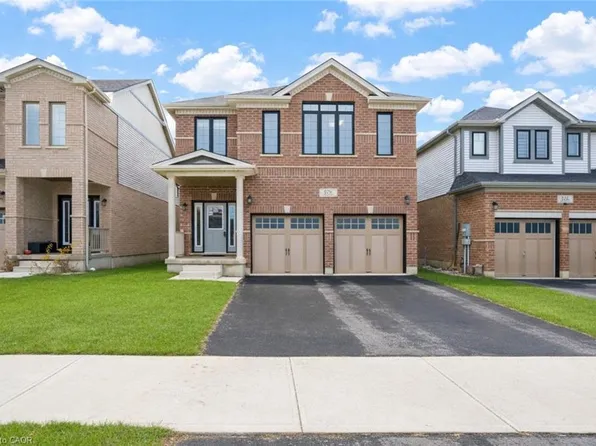 126 Tartan Ave, Kitchener, ON N2R 0N4