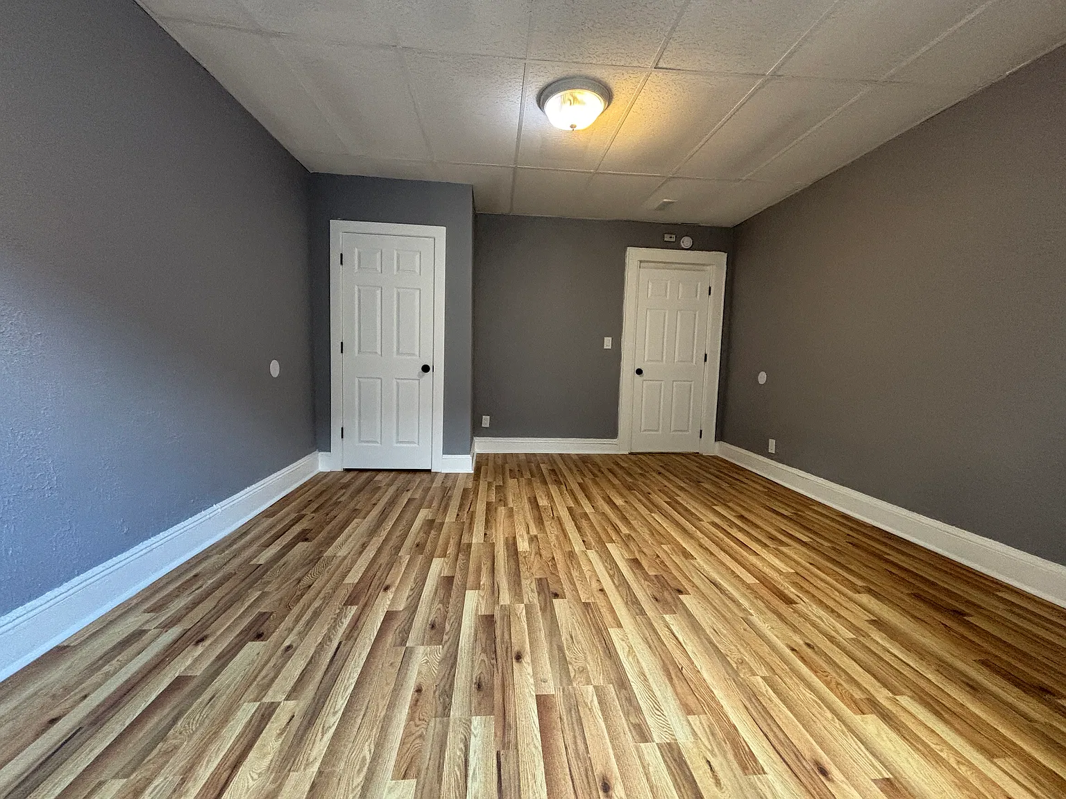 2 bed, 800 sqft, $1,800 — Photo 3