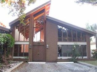 8974 SW 6th Ct, Plantation, FL 33324