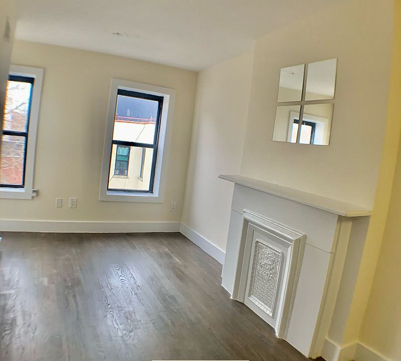 1st image of 362 Bainbridge St #4A