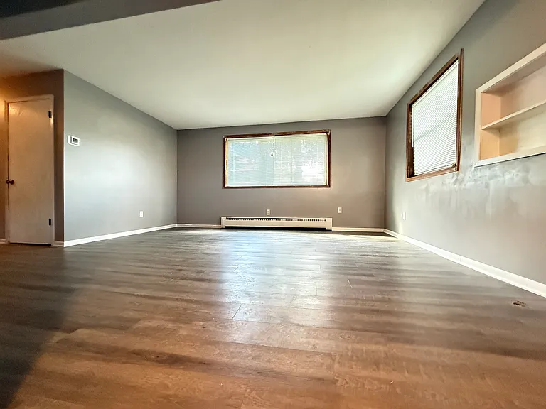 403 8 1/2 Ave NW #2 — Photo 8