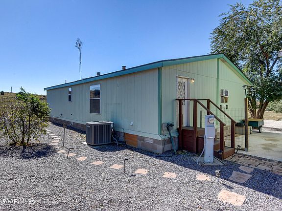 4th image of 24935 N Prairie Way