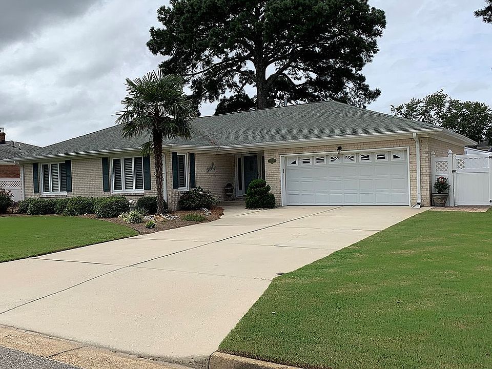 1st image of 2129 E Kendall Cir