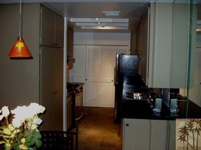 1st image of 415 Hermosa Dr