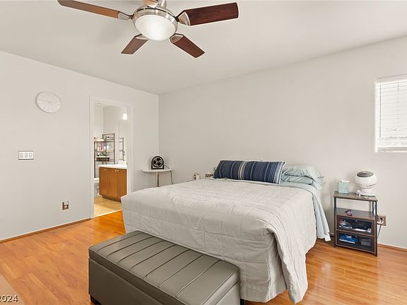 5th image of 8868 Niche Ave