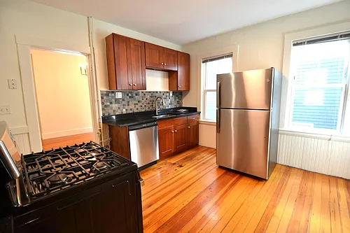 82 Montebello Rd #1 Photo 1