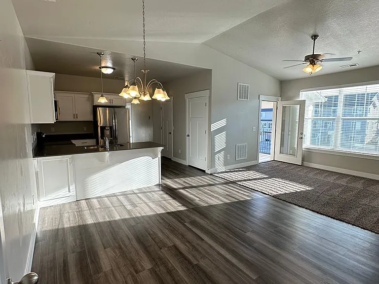 14506 S Ronan Ln #302 — Photo 4