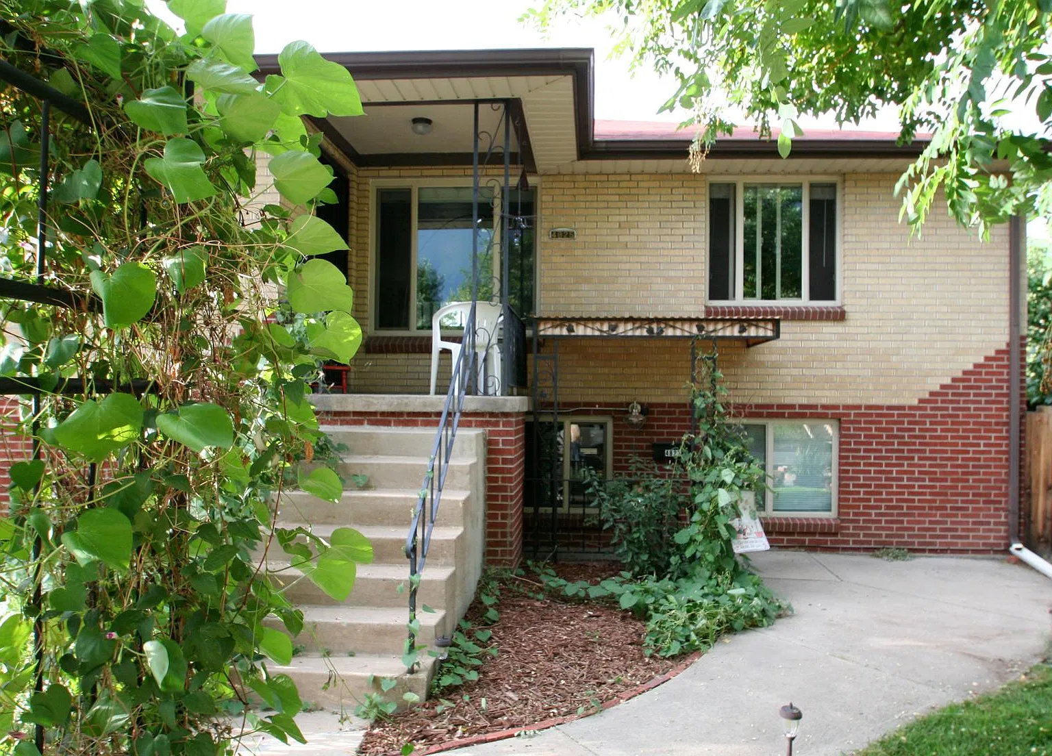 2 bed, 1000 sqft, $2,000 — Photo 1