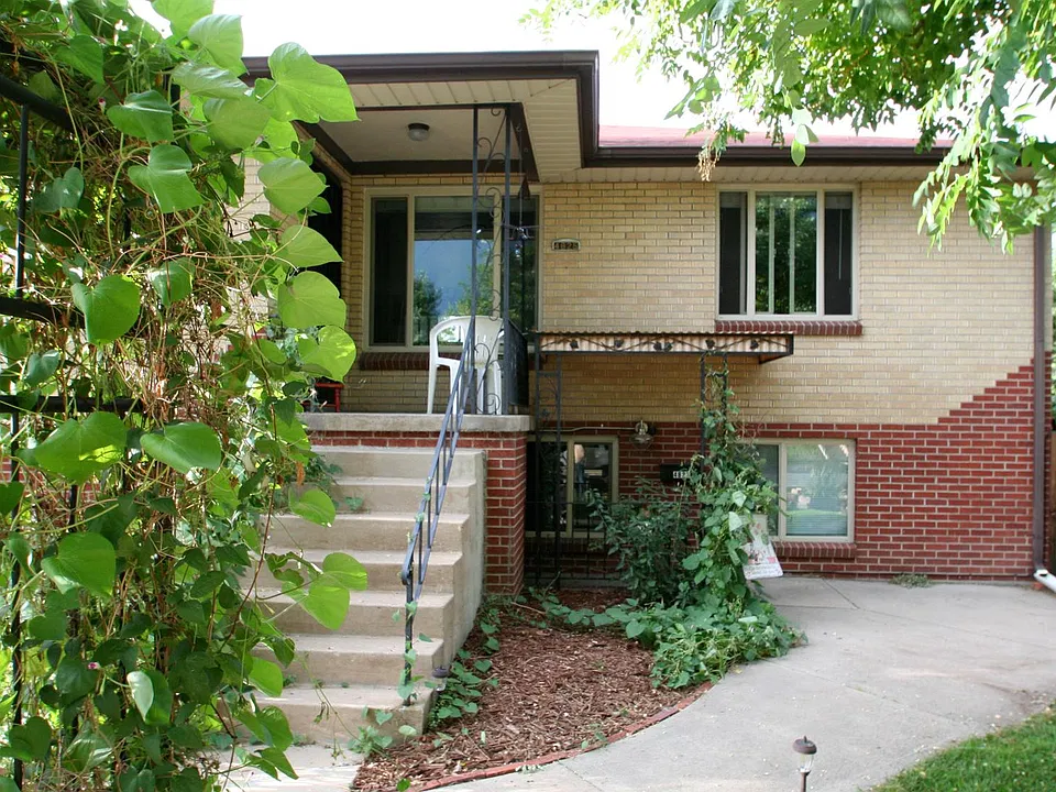 4823 W 36th Ave