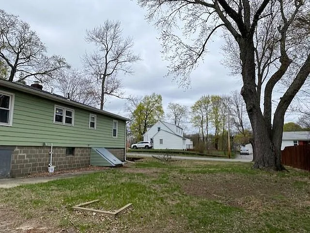 397 Massasoit Rd — Photo 10