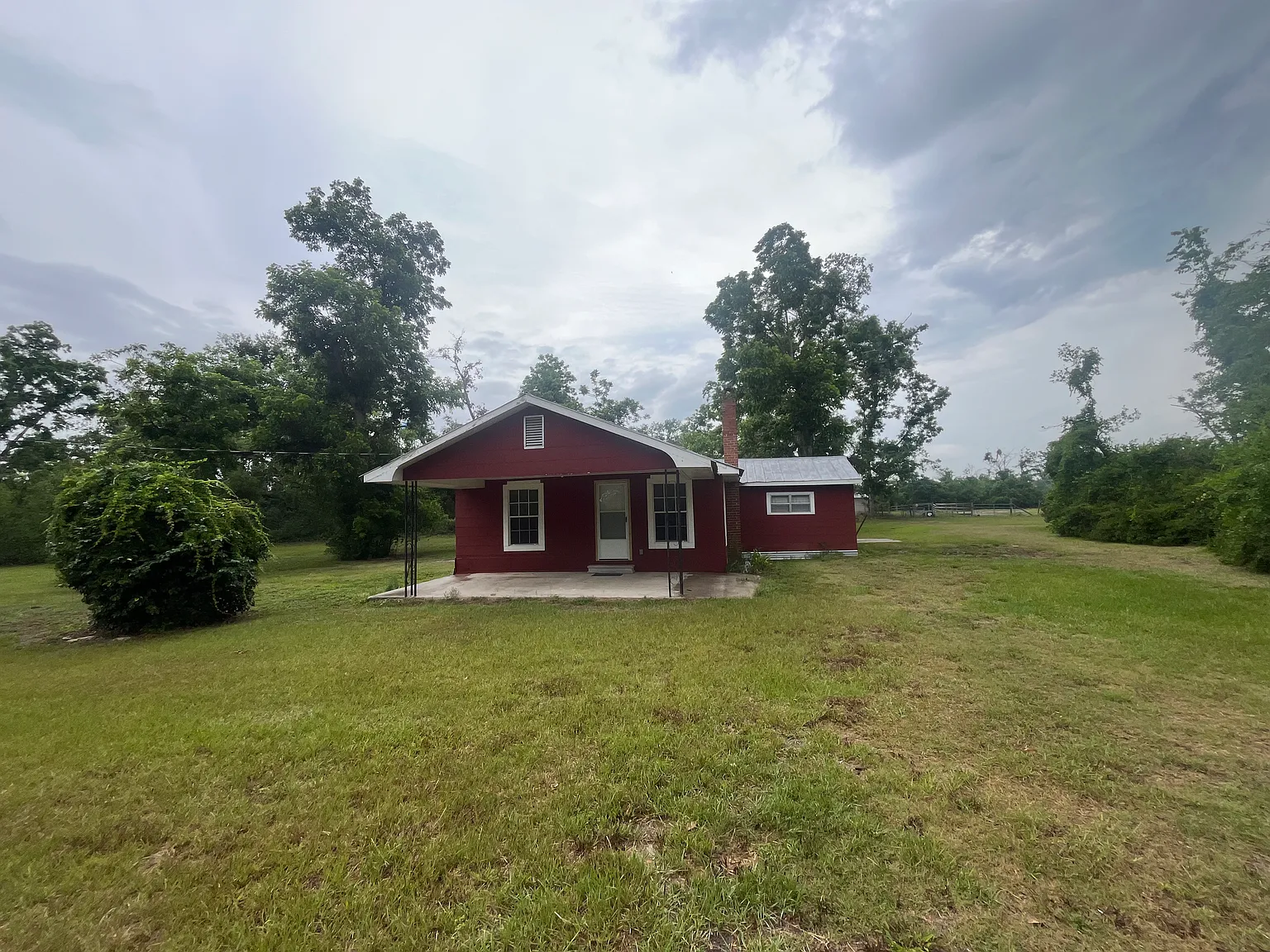 2 bed, 1000 sqft, $1,100 — Photo 2