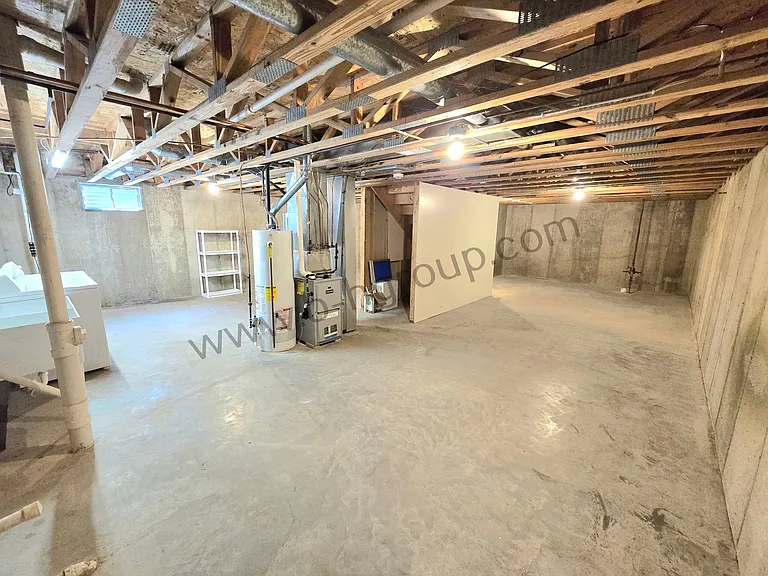 8845 17th Ave — Photo 24