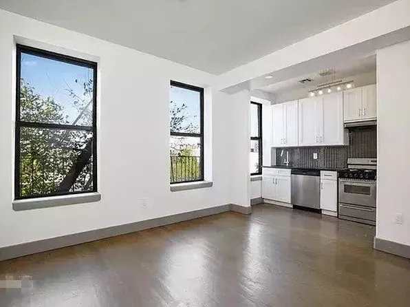 200 Columbia Street image 1 of 6