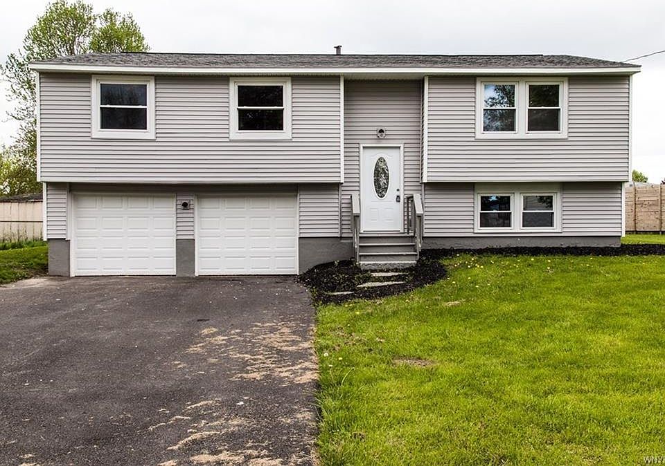 1st image of 8250 Elaine Cir