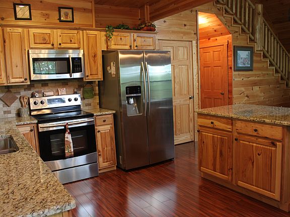 3rd image of 119 Larimar Ln