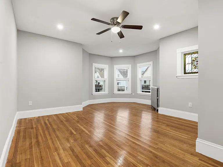 43 Lonsdale St #2 — Photo 26