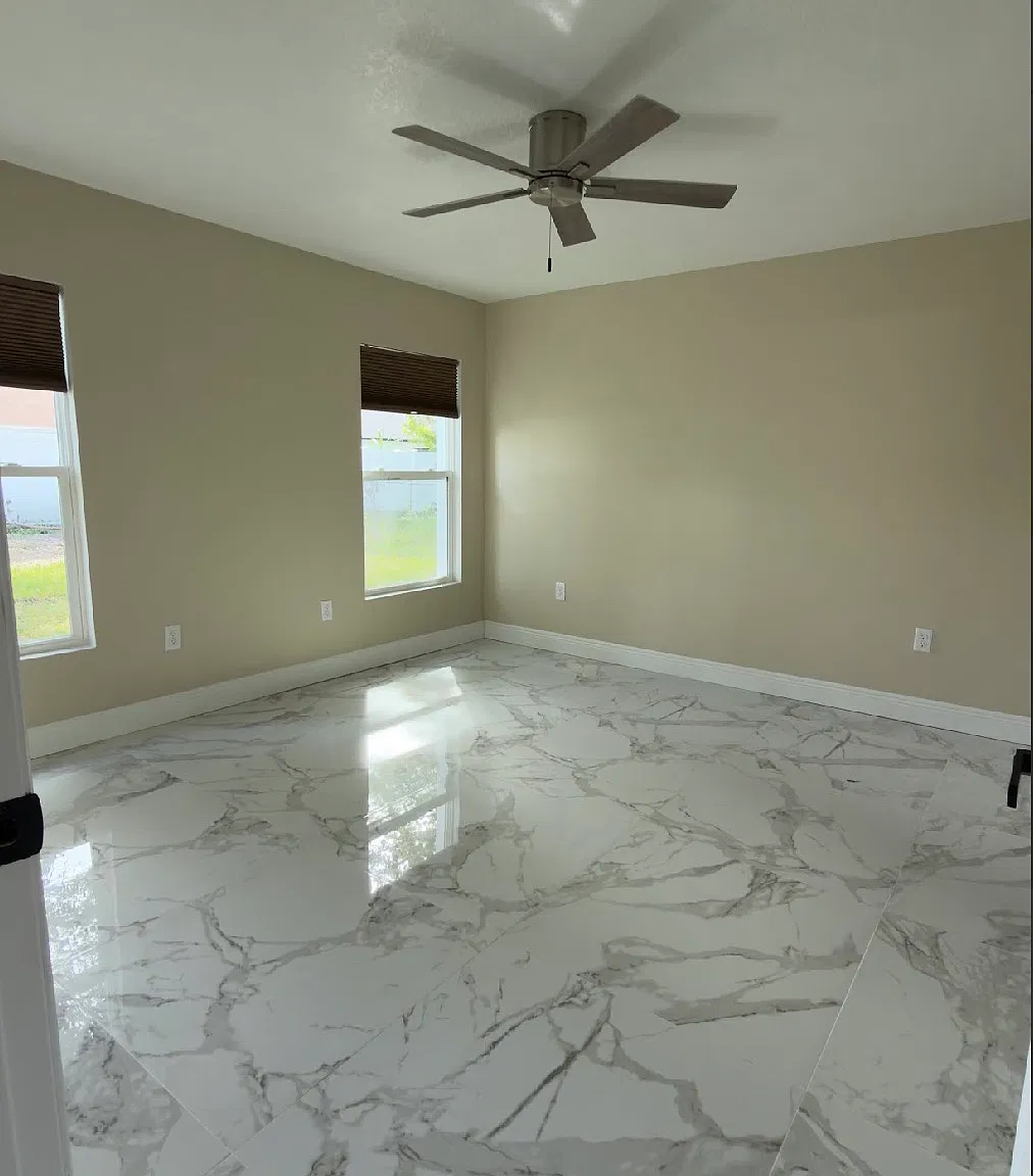 3 bed, 1320 sqft, $2,300 — Photo 2