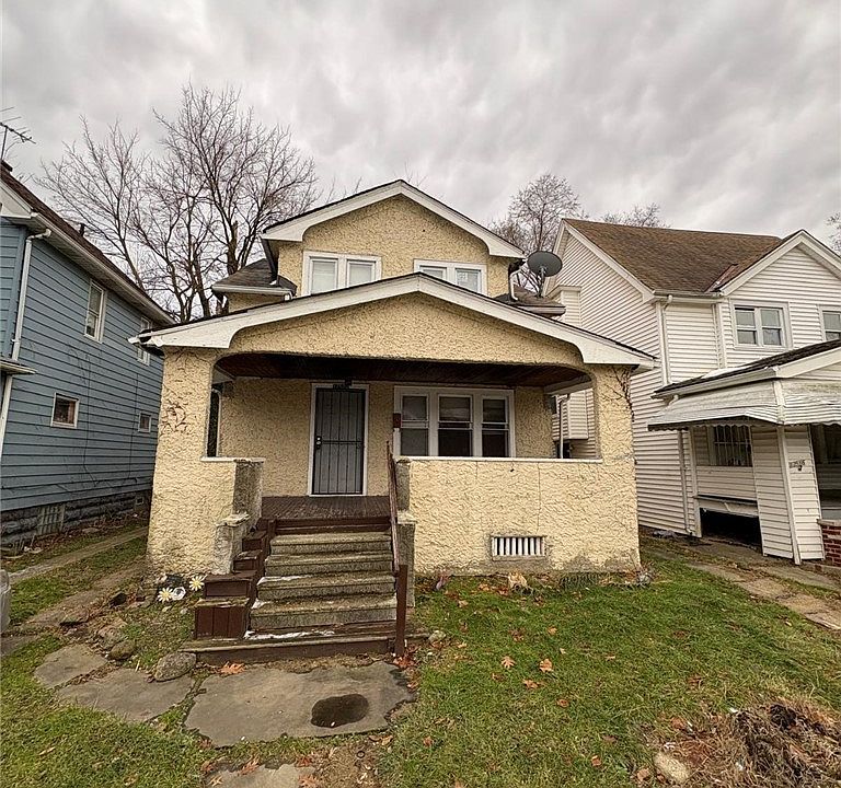 1st image of 12520 Cornado Ave