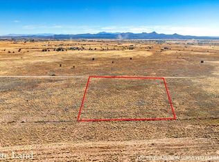 3336 W Limestone Dr, Paulden, AZ 86334