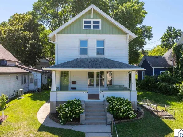 707 N 4th St, Mankato, MN 56001