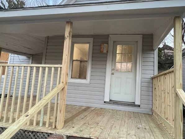 1221 Tazewell Ave SE
