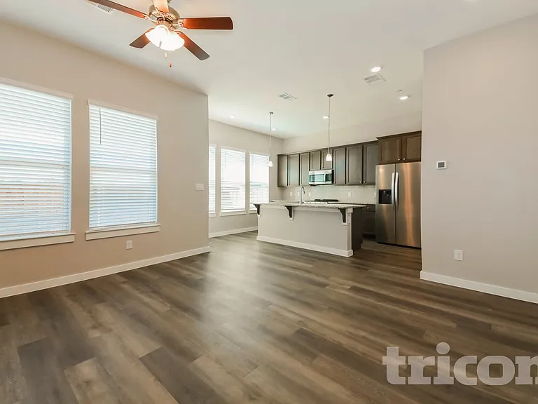 5492 Granite Trl — Photo 2
