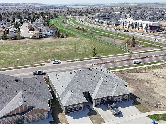 5th image of 31 N Wolf Cres