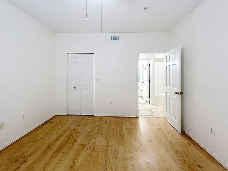 5608 Pinnacle Heights Cir #202 — Photo 17