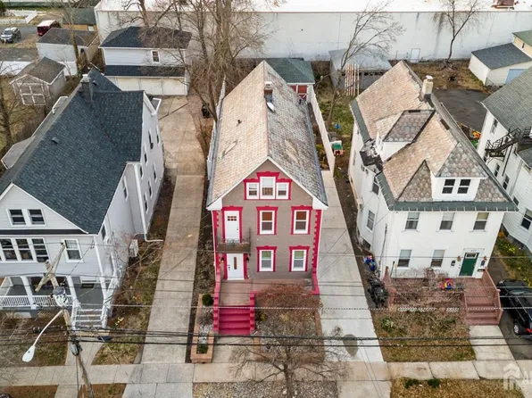 419 Magnolia St, Highland Park, NJ 08904