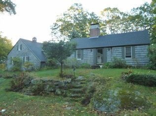 9 Woodcrest Rd, Cape Elizabeth, ME 04107