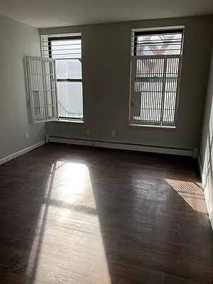 Rented by Heritage Realty LLC | media 31