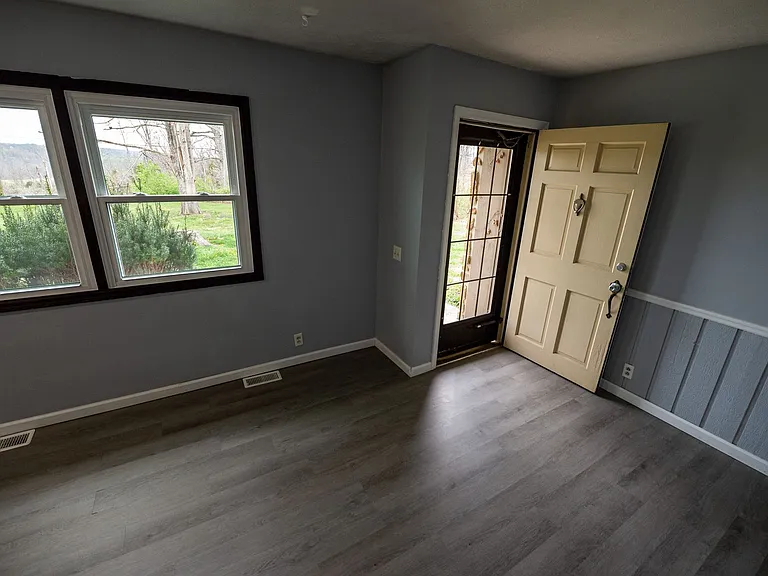 4621-4655 S Acorn Dr — Photo 41