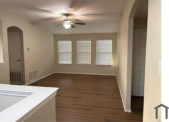 521 Cheyenne Dr — Photo 31