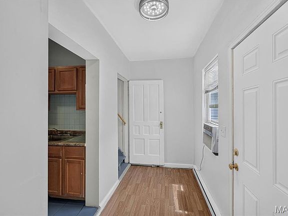5th image of 4107 Schiller Pl